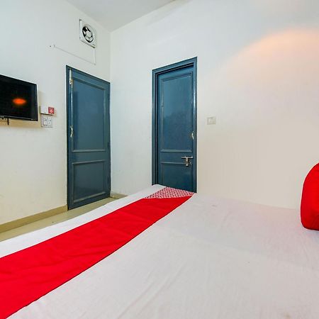 Hotel O Unique Delhi Home Stay Új-Delhi Kültér fotó