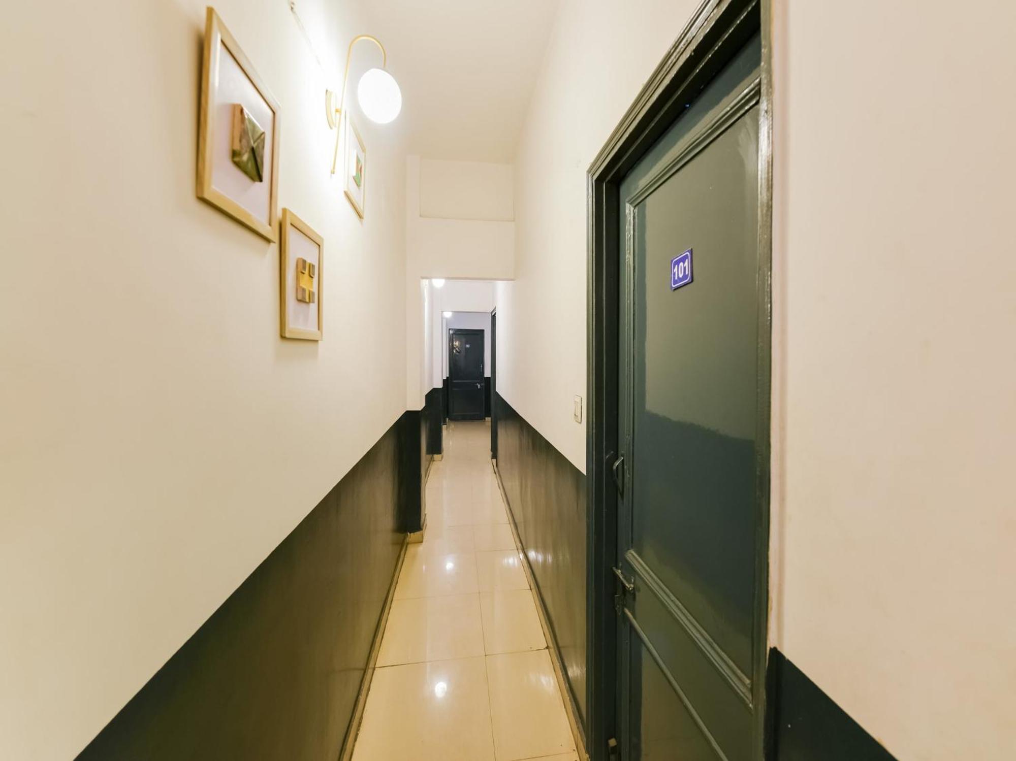 Hotel O Unique Delhi Home Stay Új-Delhi Kültér fotó